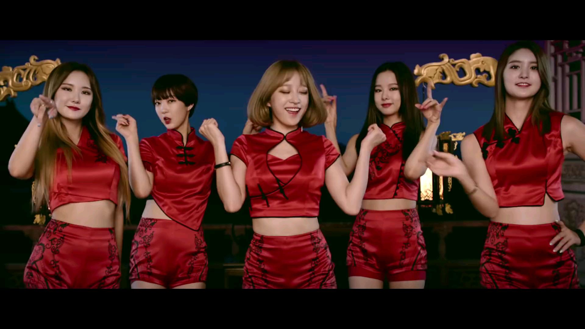 韩国EXID 魔性音乐MV中国红